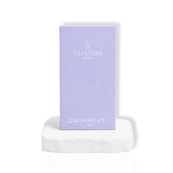 Cashmere Noir Volume Lashes packaging with soft faux pro-silk lash extensions for handmade volume fans