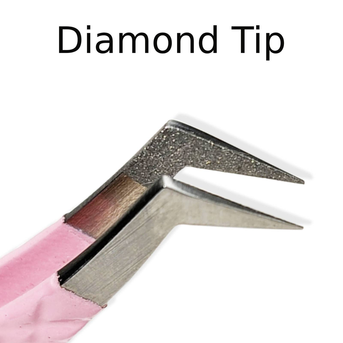 Close-up of the textured diamond tip on a pink Thousandlashes lash tweezer.