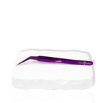 Curved tip lash tweezers