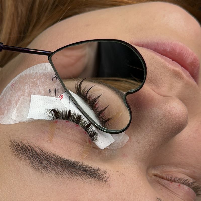 Heart Lash Mirror