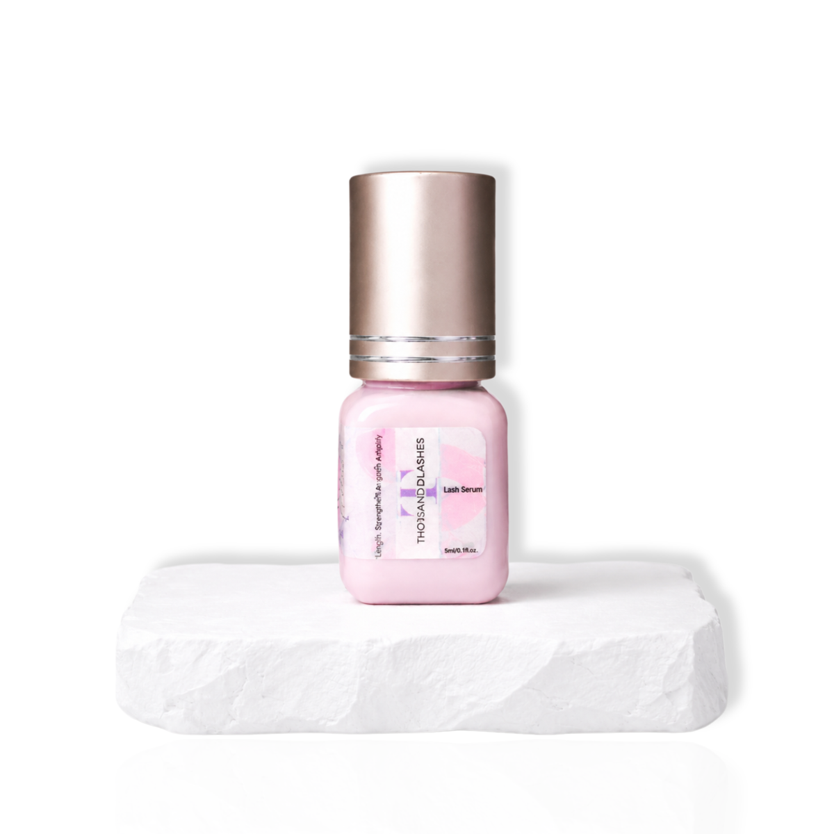 Single product bottle image
ThousandLashes Elite High Humidity Adhesive black lash extension glue with medium to thick viscosity for volume lash sets