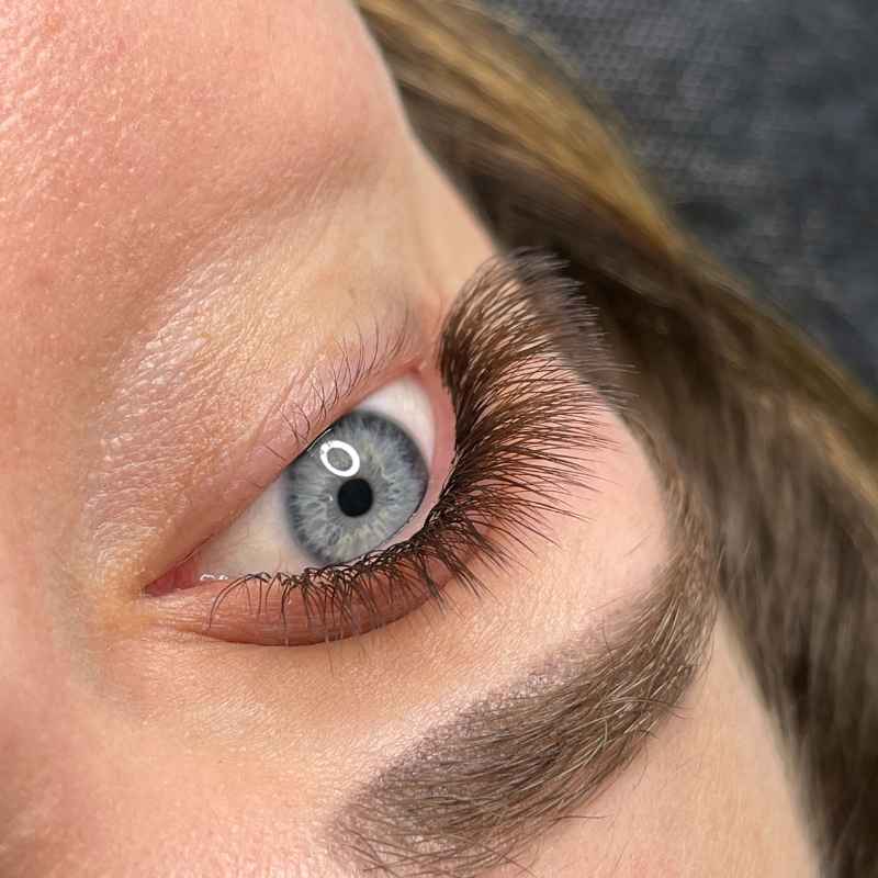 YY lashes