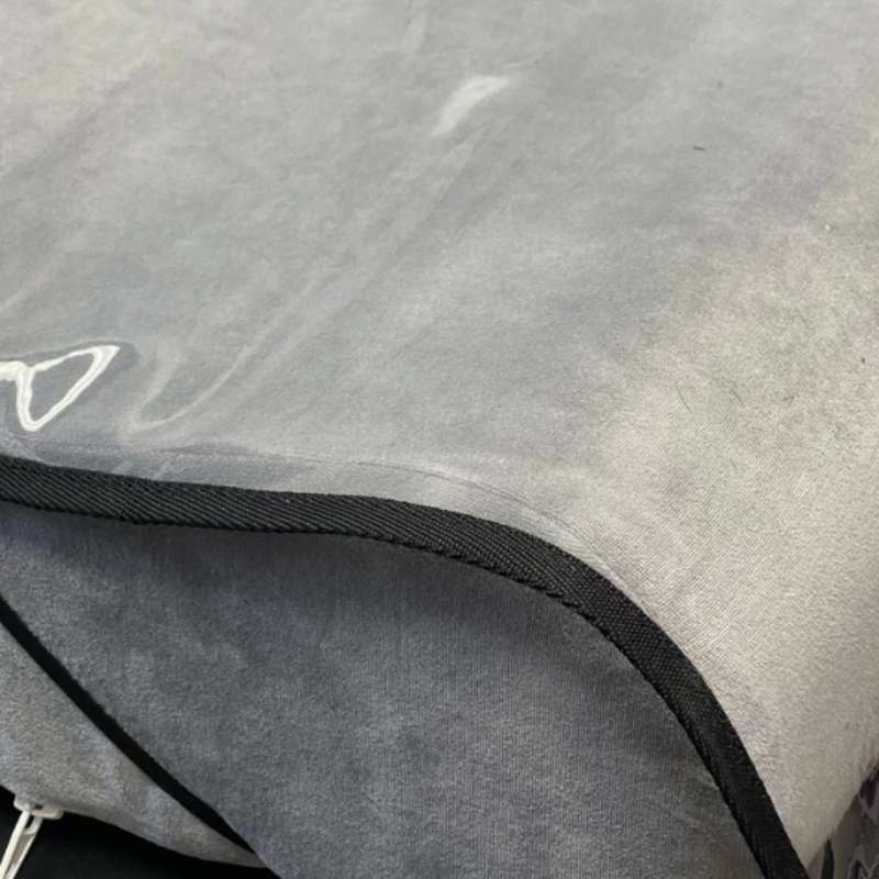 Lash bed plastic cover